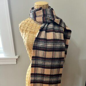 NWOT/Royal Speyside 100% cashmere scarf. Made in Scotland.